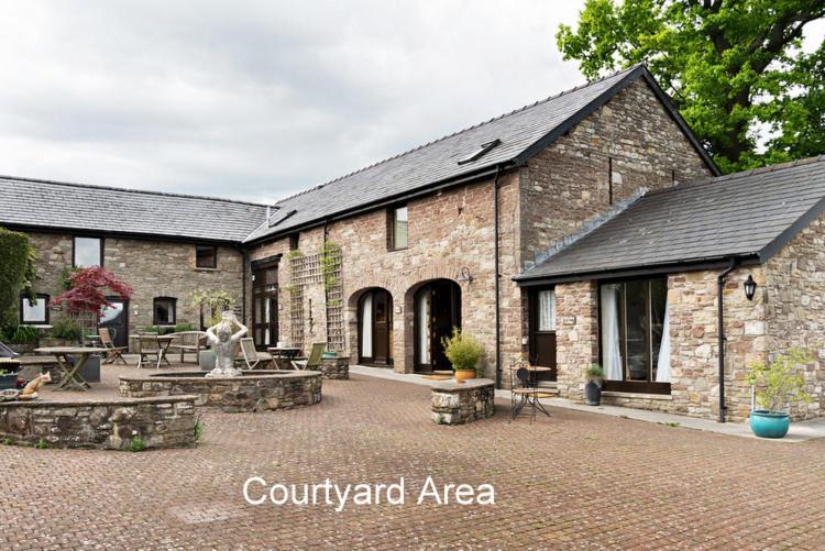 Neuadd B&B Suites Crickhowell Buitenkant foto