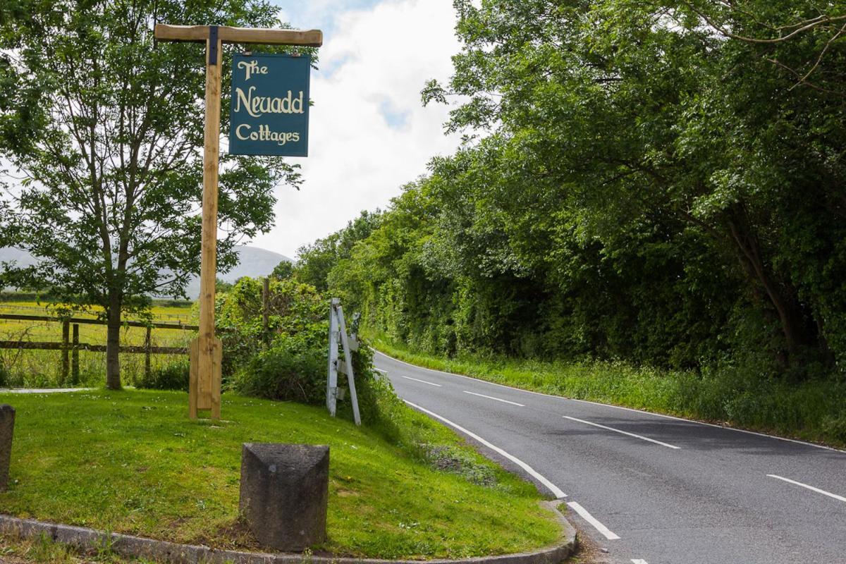 Neuadd B&B Suites Crickhowell Buitenkant foto