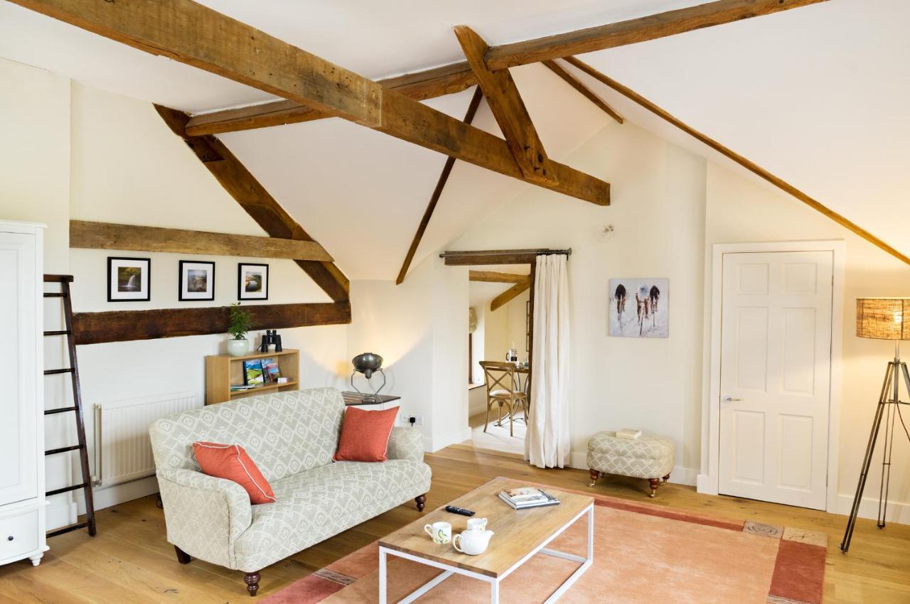 Neuadd B&B Suites Crickhowell Buitenkant foto